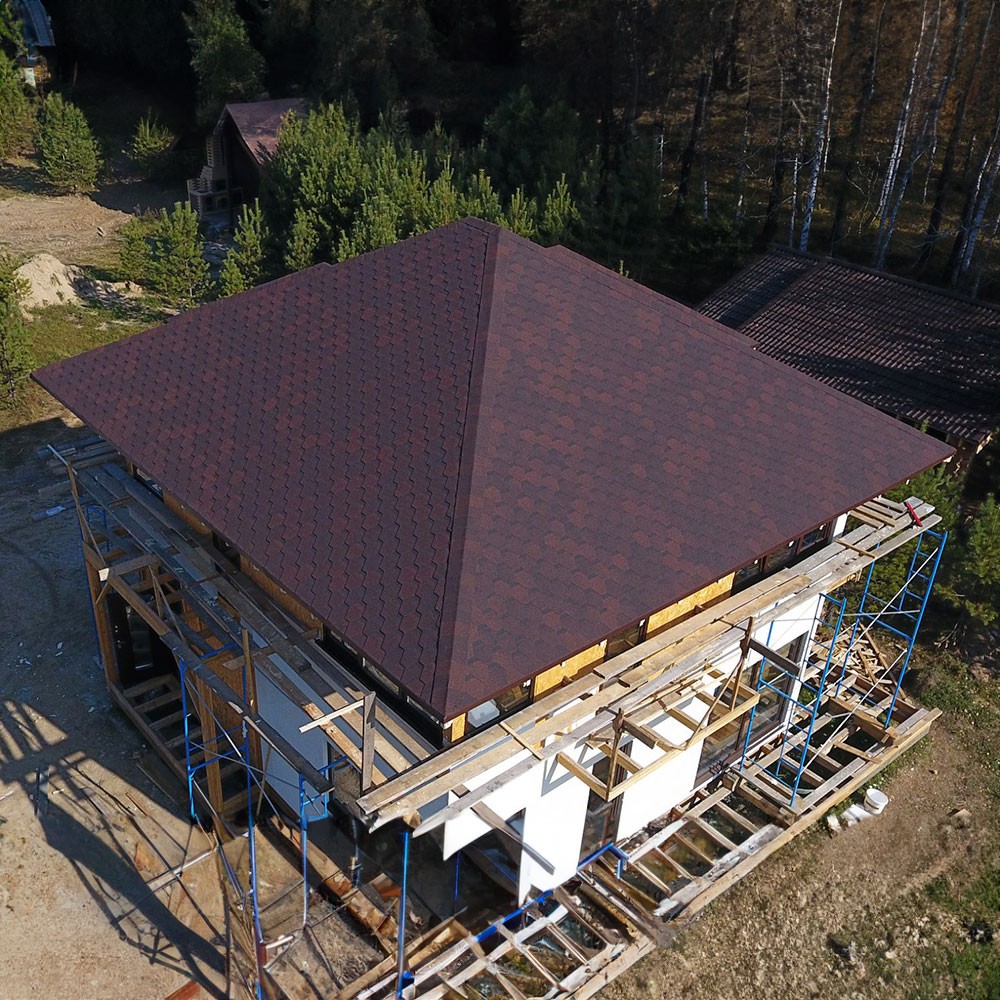 Шатровая крыша в Окуловке и Новгородской области